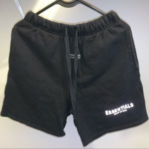 Essentials Shorts
